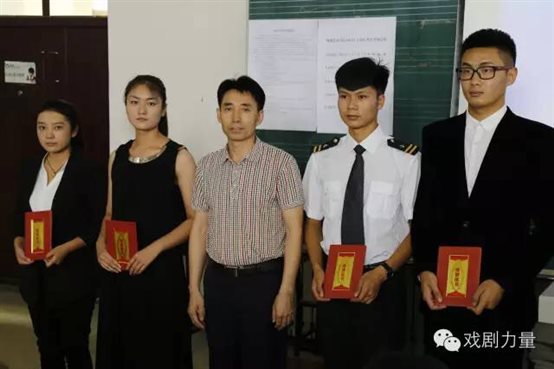 63F044AD9871B263D061F34DBFEEFBBE